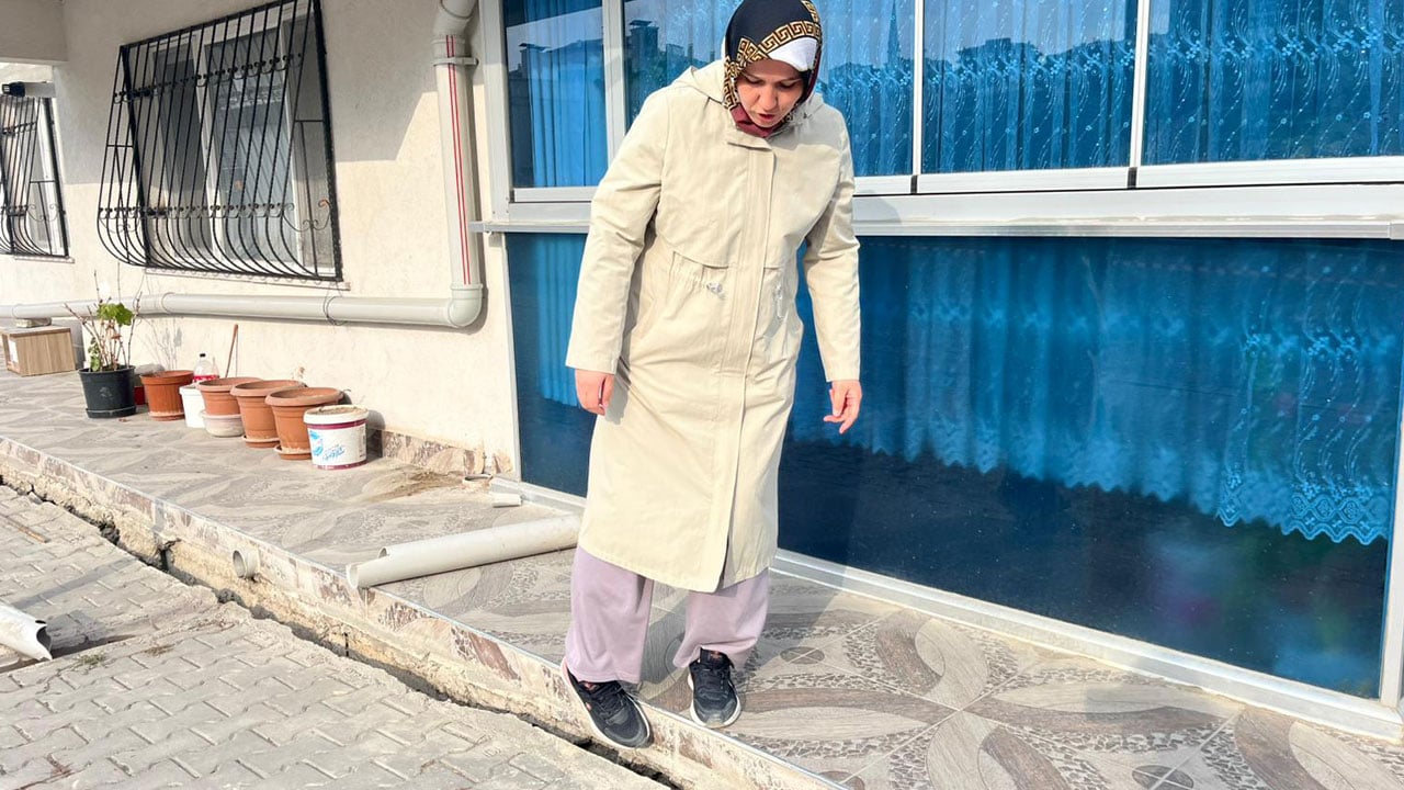 Foto - 300 kişi gece yarısı sokağa döküldü! 17 katlı bina boşaltıldı