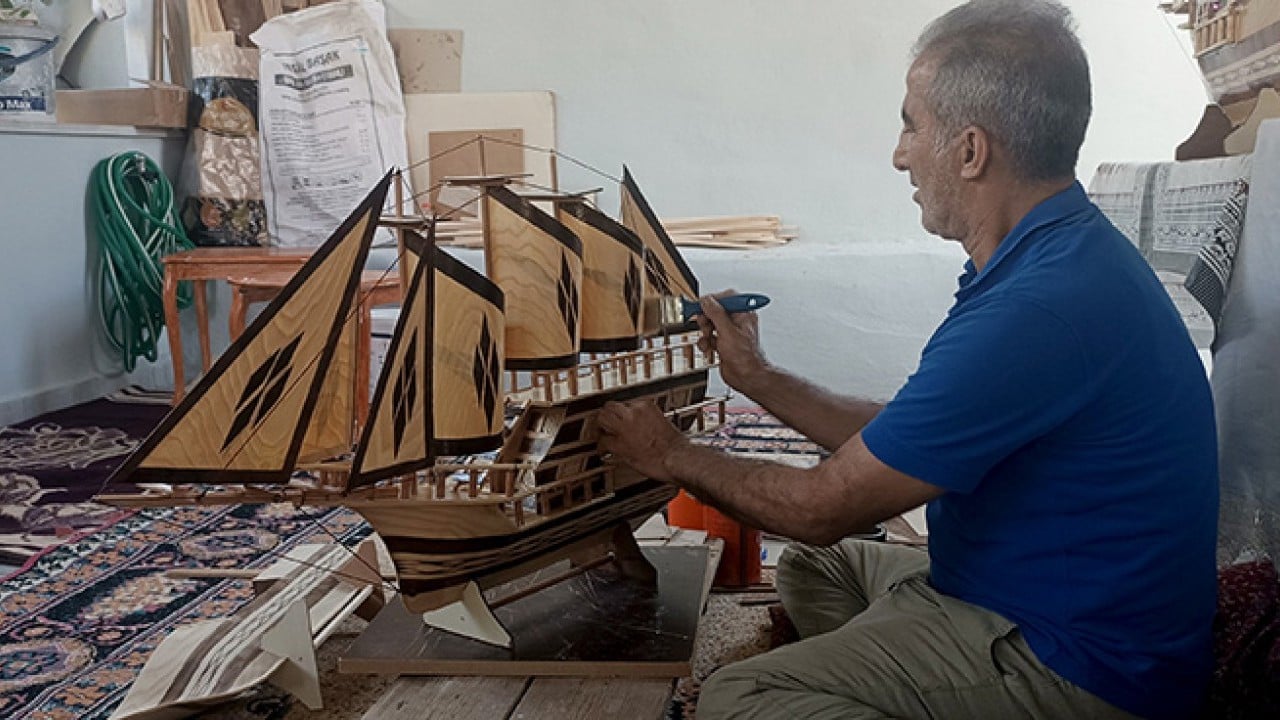 Foto - 32 yıldır gemi maketi yapıyor