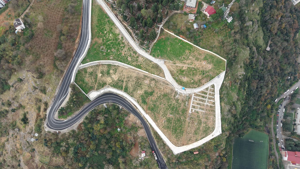 Foto - 34 bin liradan satılıyor! Deniz manzaralı mezar için sıraya girdiler