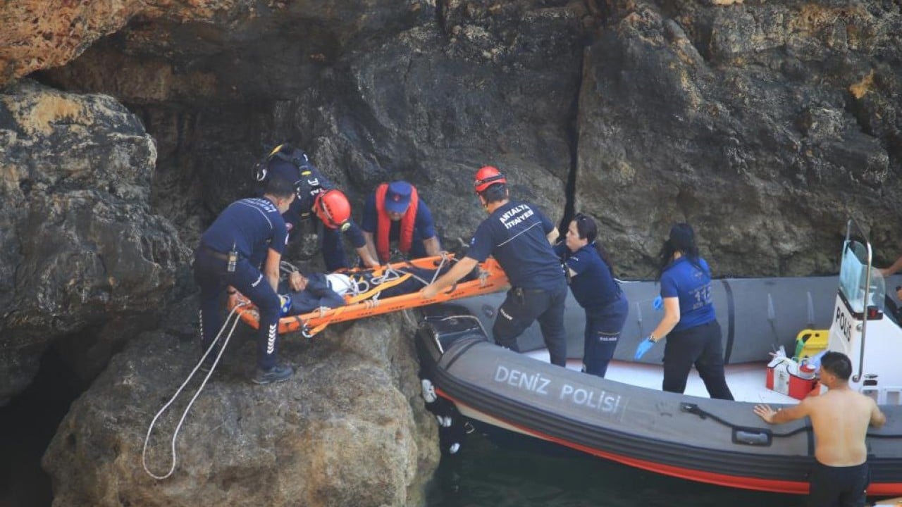 Foto - 35 metre yüksekten düştü Balık sevdası falezlerden uçurdu