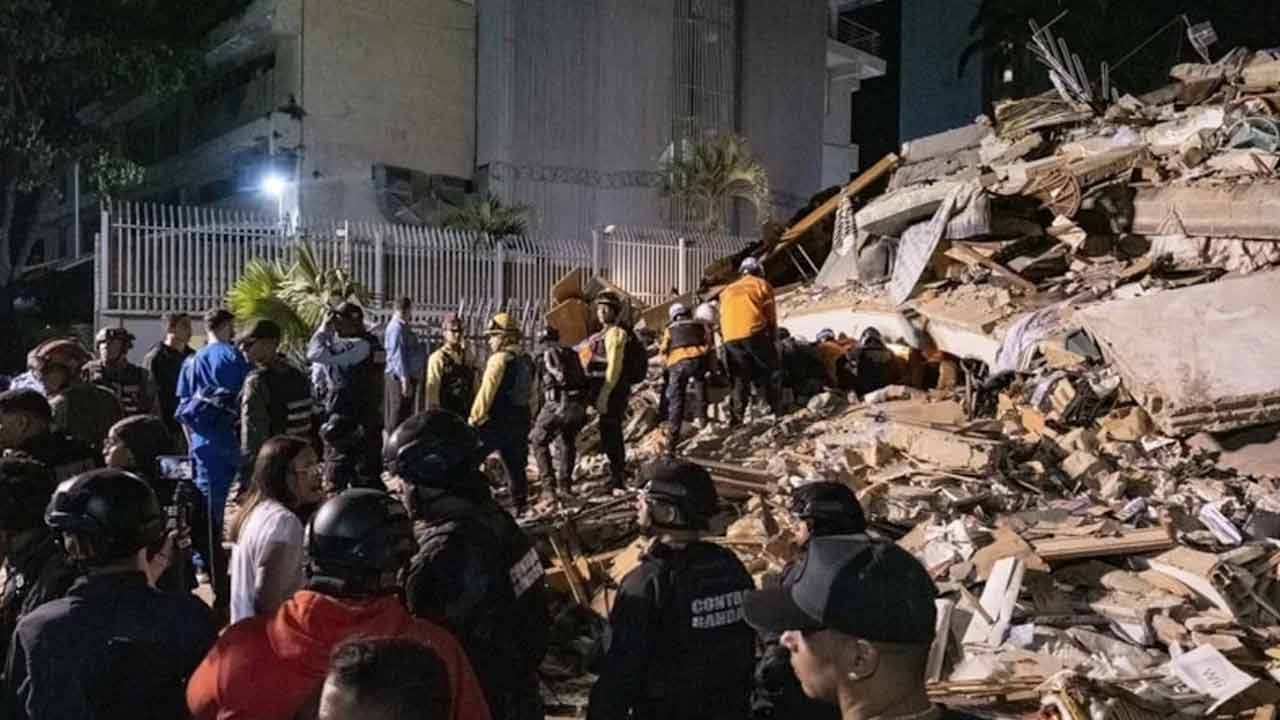 Foto - 39 saniye arayla iki devasa deprem! Venezuela'dan ilk bilanço geldi