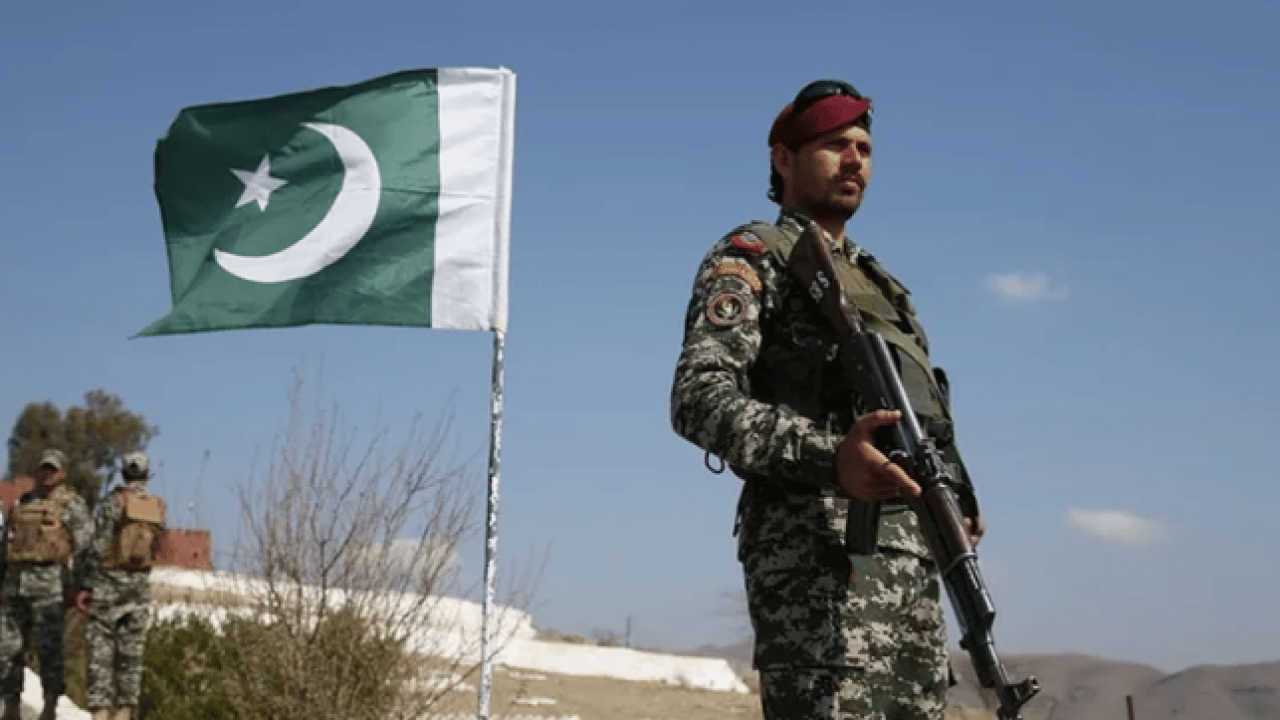 İki müslüman ülke çatıştı: 4 kişi hayatını kaybetti!