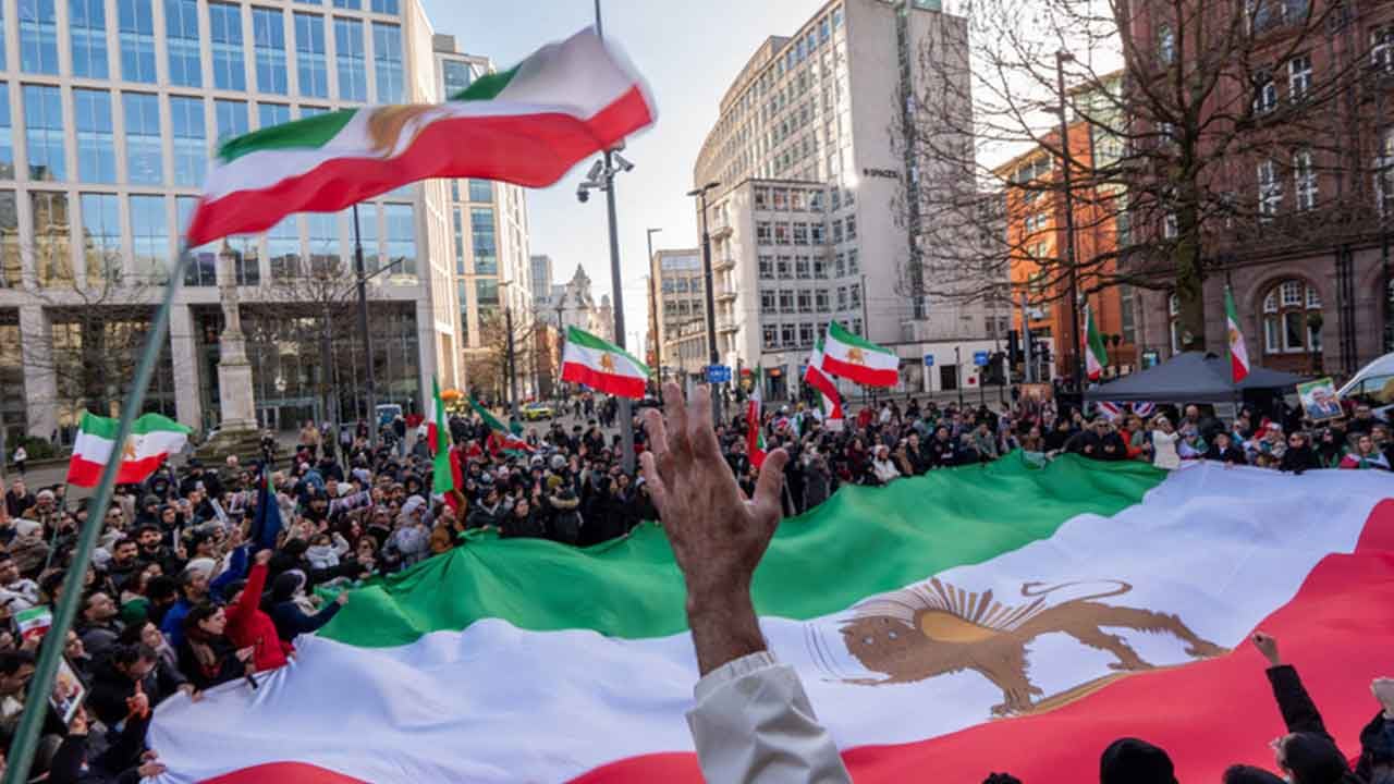 Foto - 3 ülke İran'a karşı ilk kurşunu sıktı! Tahran'a o ülkeden destek geldi