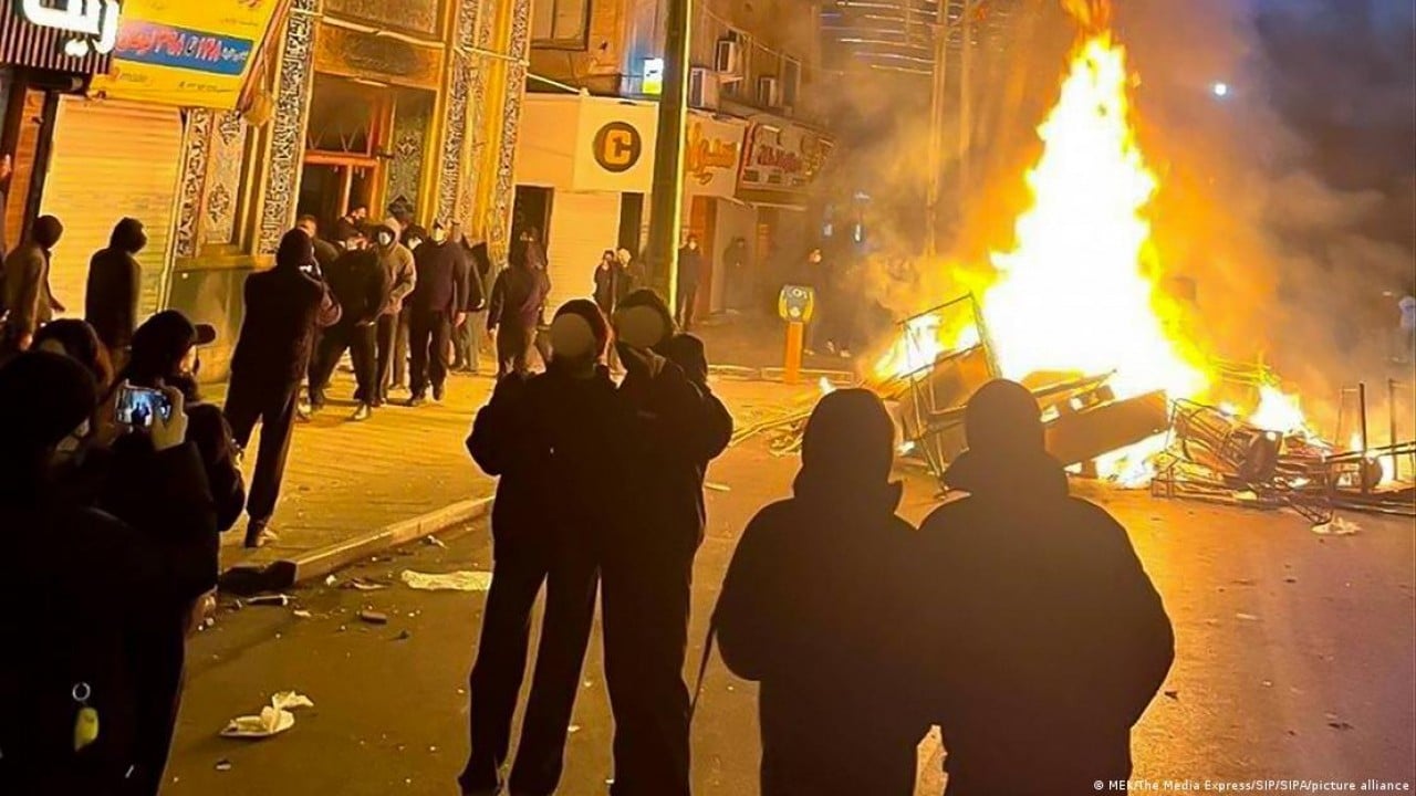Foto - 3 ülke İran'a karşı ilk kurşunu sıktı! Tahran'a o ülkeden destek geldi