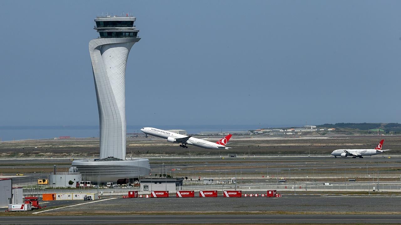Foto - 4 yeni havayoluyla anlaşma yapıldı! İstanbul Havalimanı uçuş ağını genişletti