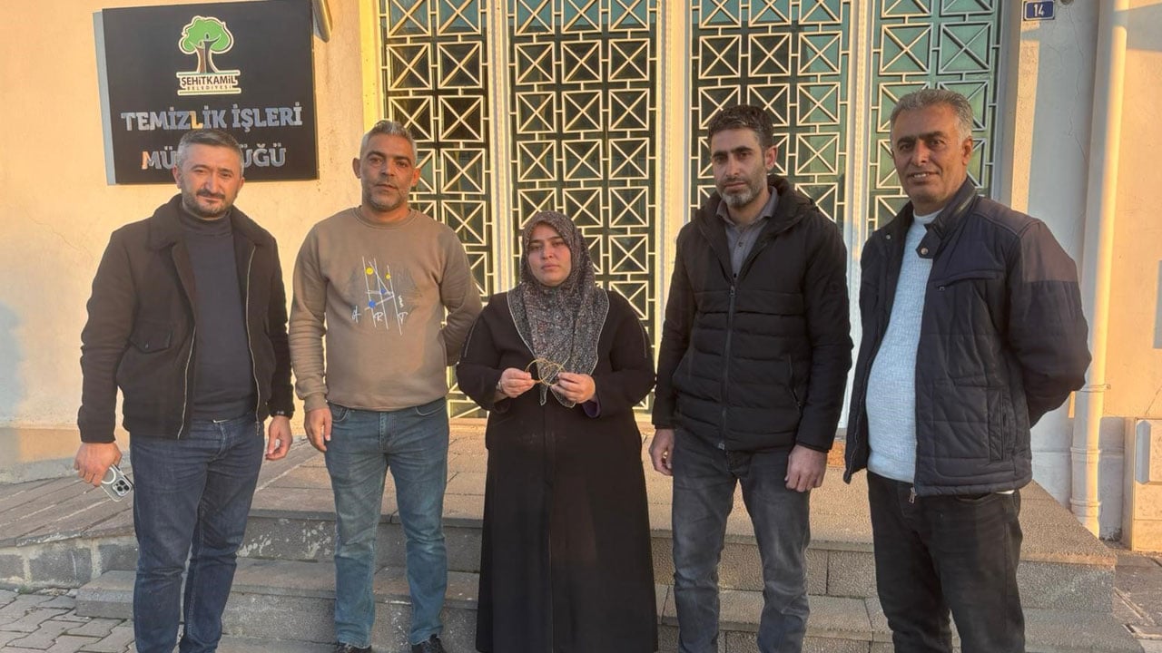 Foto - 40 ton çöpün içinden çıktı! İğne ile kuyu değil çöplük kazıldı