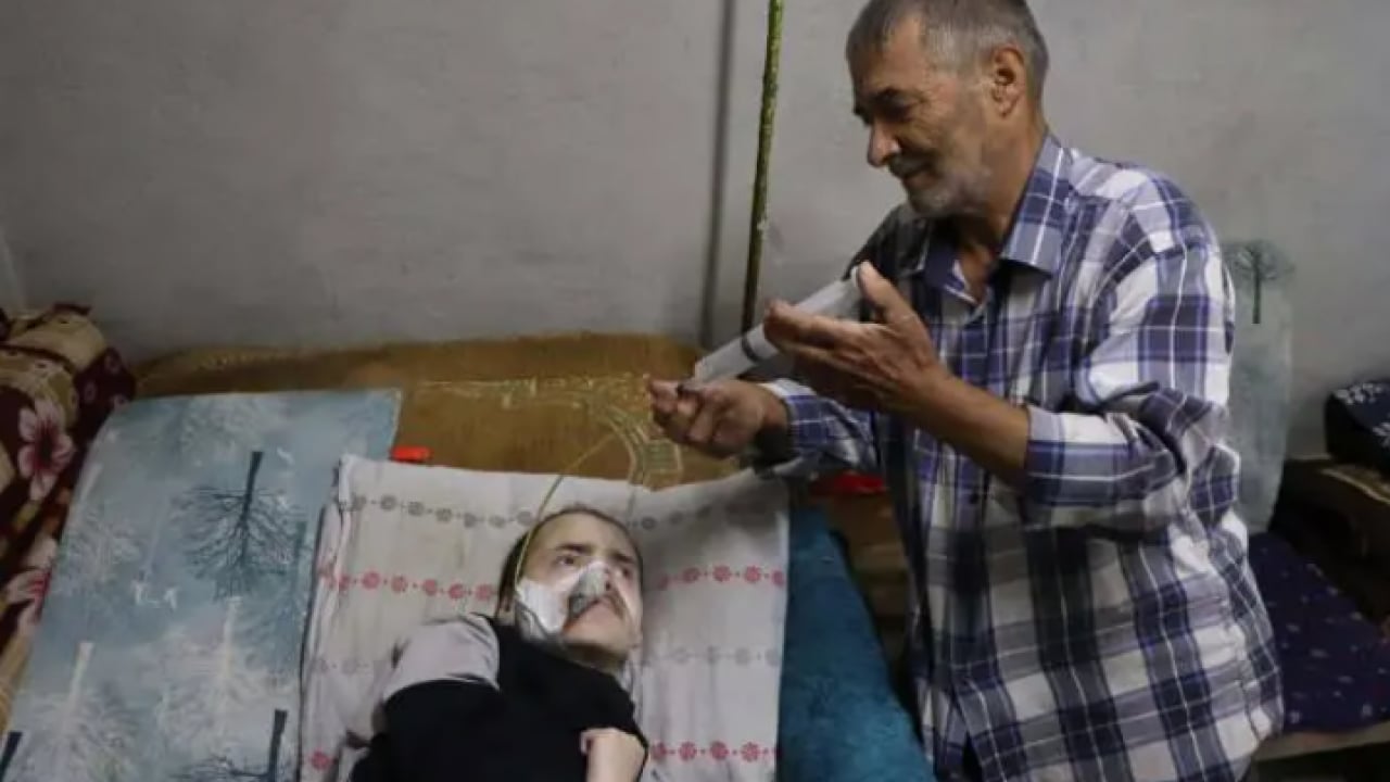 Foto - 40 yıldır oğluna bakan baba: Ben gittikten sonra ne olacak?