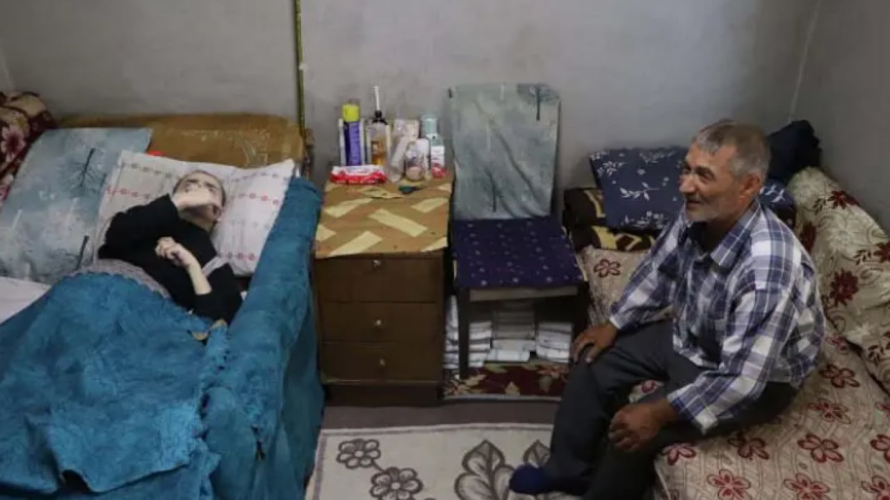 Foto - 40 yıldır oğluna bakan baba: Ben gittikten sonra ne olacak?