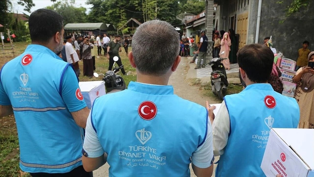 Foto - 420 bölgeye kurban eti Bu bayramda hedefleri 41 milyon kişi