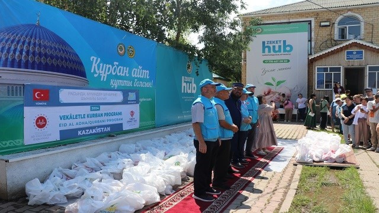 Foto - 420 bölgeye kurban eti Bu bayramda hedefleri 41 milyon kişi