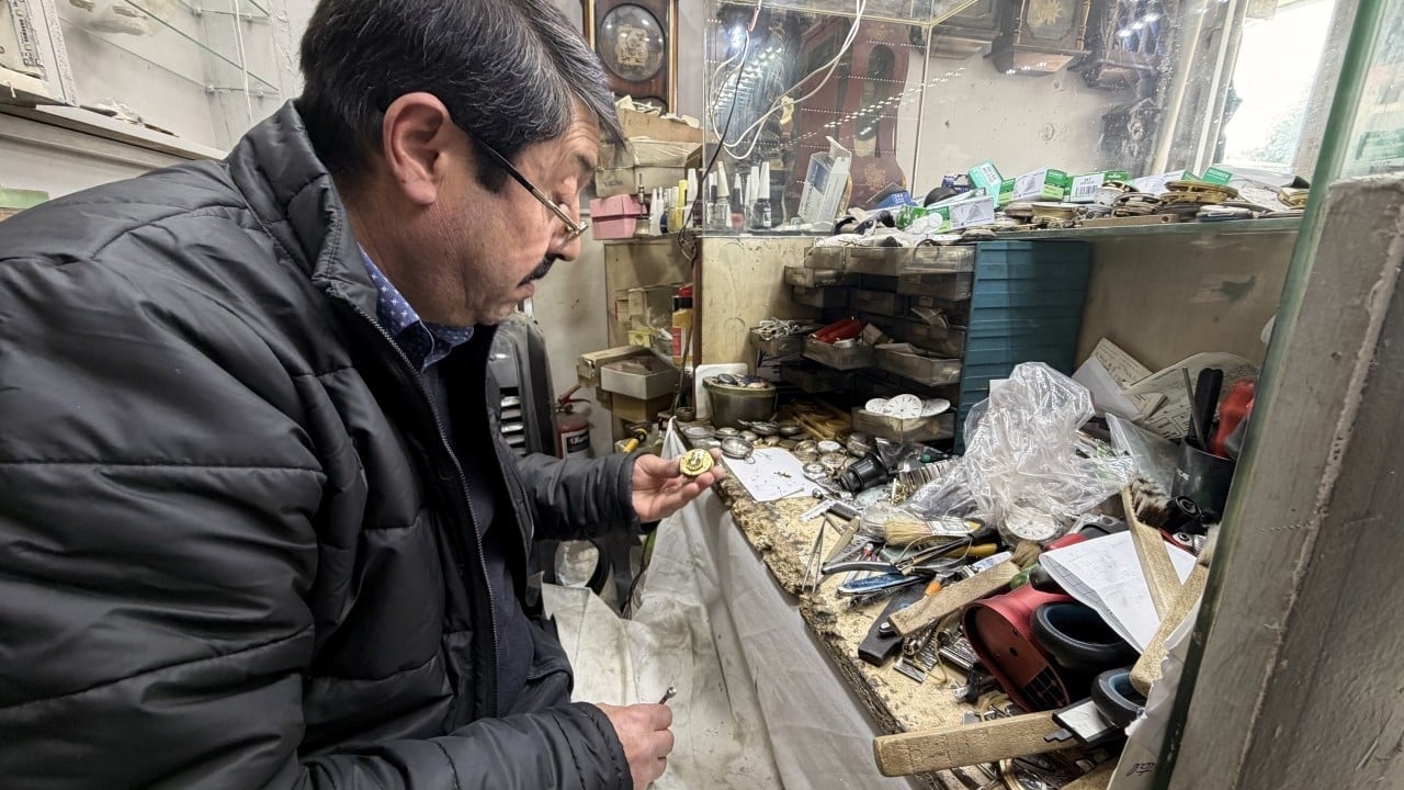 Foto - 44 yıldır bu işi yapıyor... '300 yıllık parçaları tamir ediyorum'