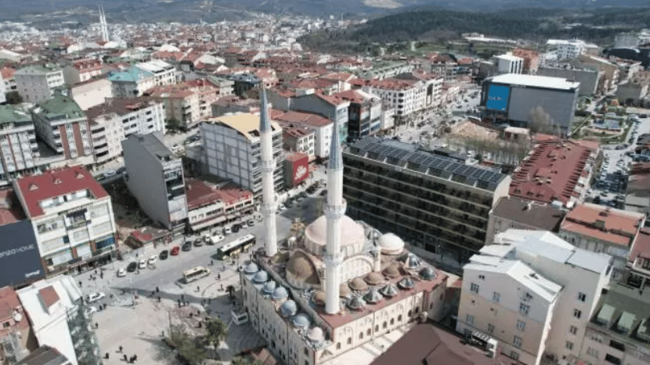 Foto - 46 yıllık cami yıkılıyor! 'Duygulanmamak elde değil!'