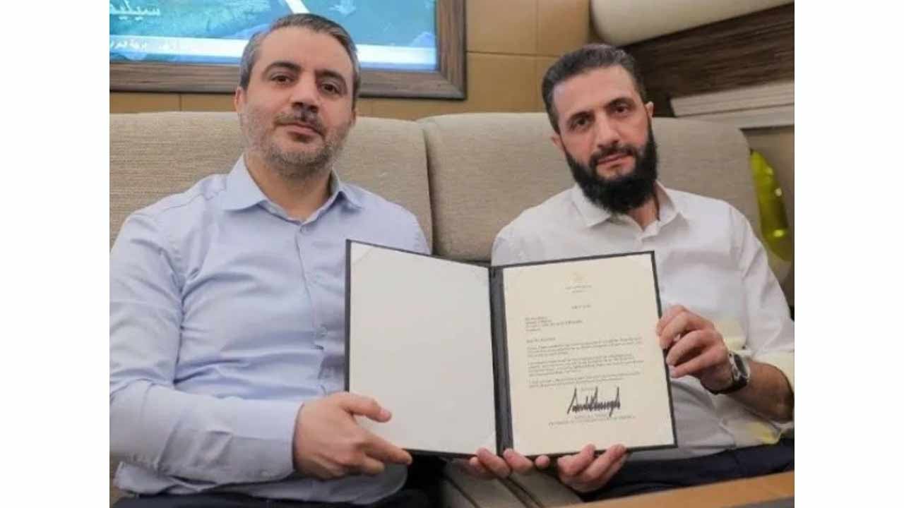 Foto - 47 yıl sonra iyi haber! Trump'ın kararı o kadar sevindirdi ki mektubuyla poz verdiler
