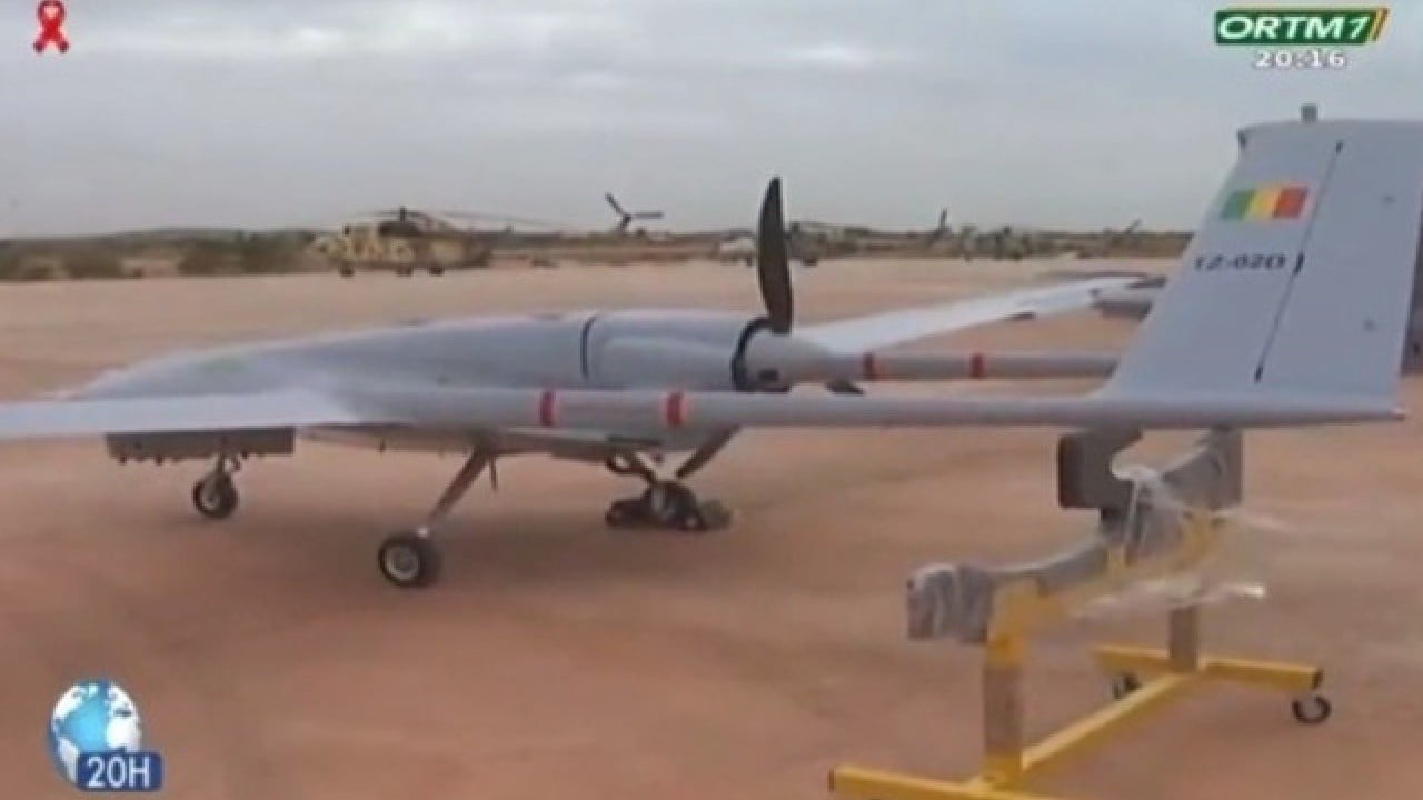 Foto - 5 bin km uzaklıktaki ülkeden olay çıkış: Parasını versek de alamıyorduk ama Türkiye bize İHA'ları gönderdi