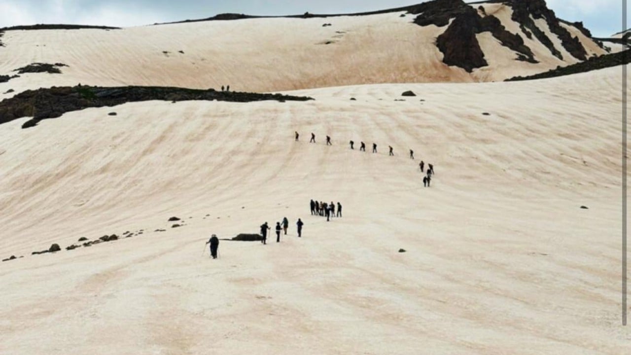Foto - 5 metrelik dev kar tünellerini gezi parkuru oldu
