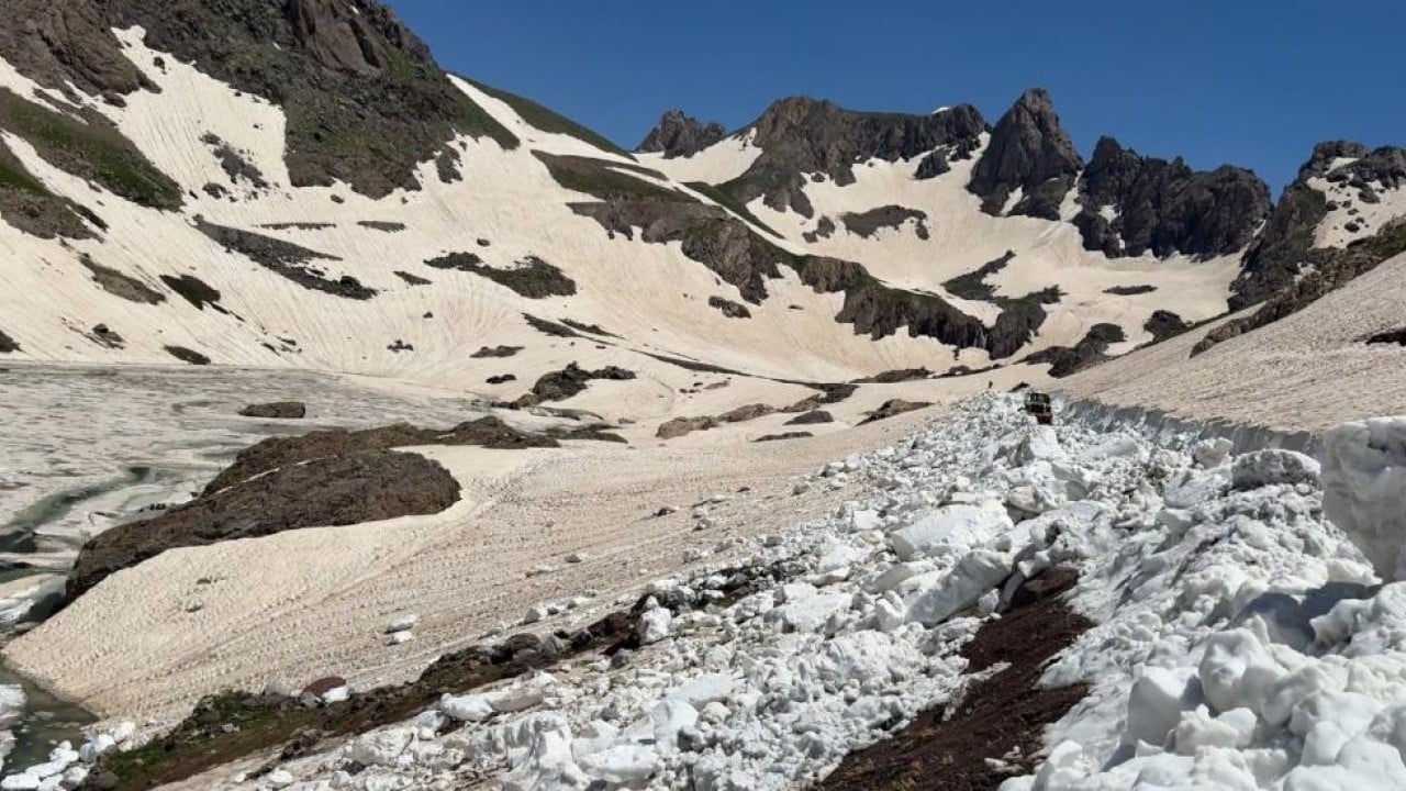 Foto - 5 metrelik dev kar tünellerini gezi parkuru oldu