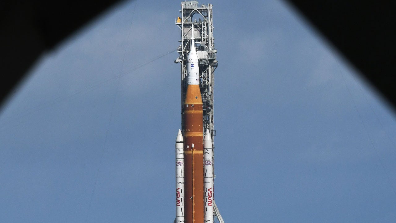 Foto - 50 yıl sonra bir ilk! NASA, Ay uçuşu için düğmeye bastı