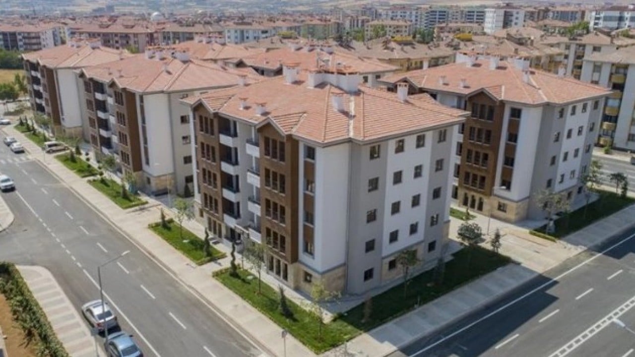 Foto - 500 bin konut projesinde yeni şart! Evlerin yapılacağı ilçeler açıklandı