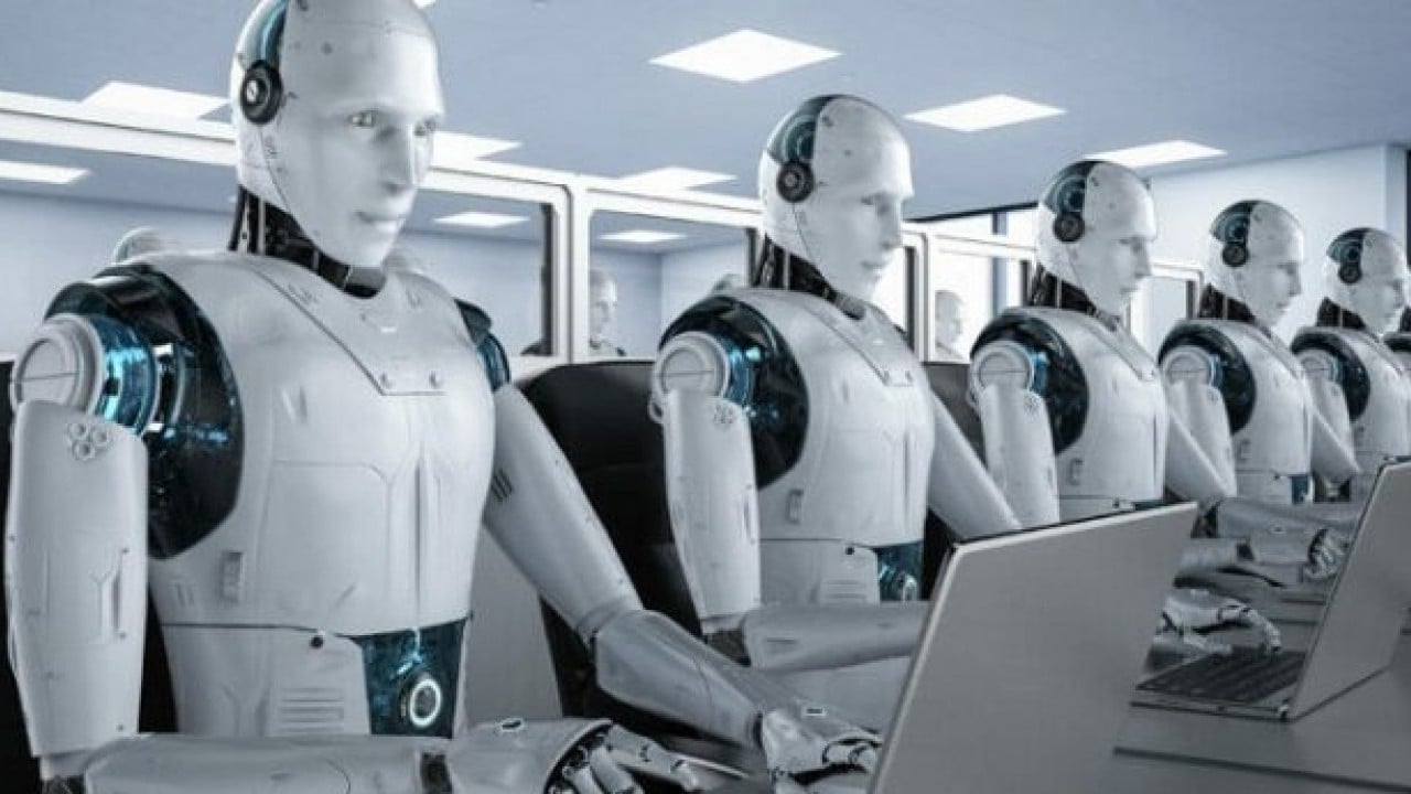 Foto - 500 binden fazla çalışanı kovup robot çalıştıracaklar!