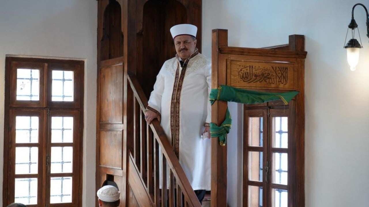 Foto - 500 yıllık tarihi cami Cuma namazı ile cemaatine kavuştu