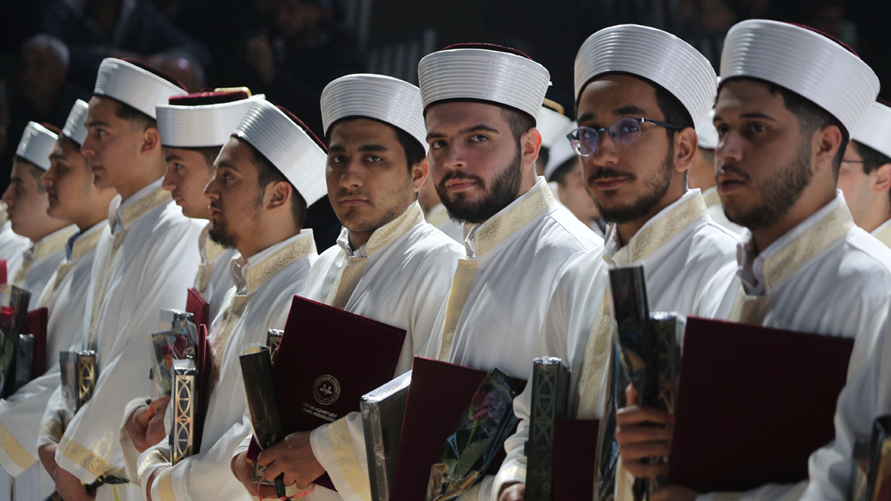 Foto - 571 Kur’an muhafızı için 3 ayların ilk gününde icazet töreni düzenlendi