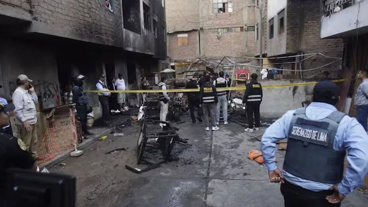 Foto - 5’i çocuk 10 kişilik aile yanarak can verdi: Polis korkunç iddia üzerine soruşturma başlattı