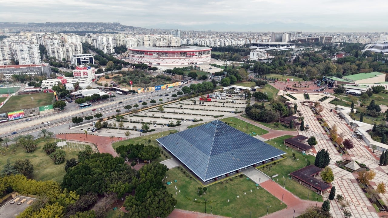 Foto - 6 millyar dolarlık mal kavgası