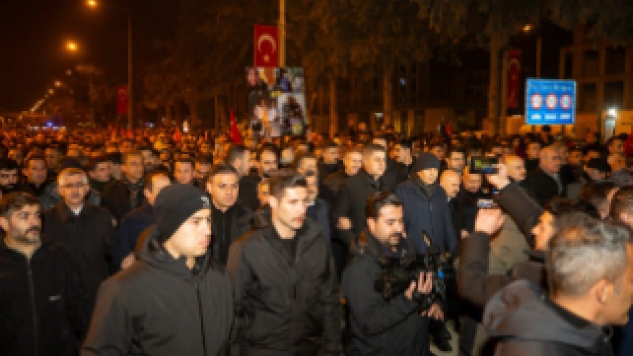 Foto - 6 Şubat felaketinin yıl dönümünde 11 ilde sessiz anma