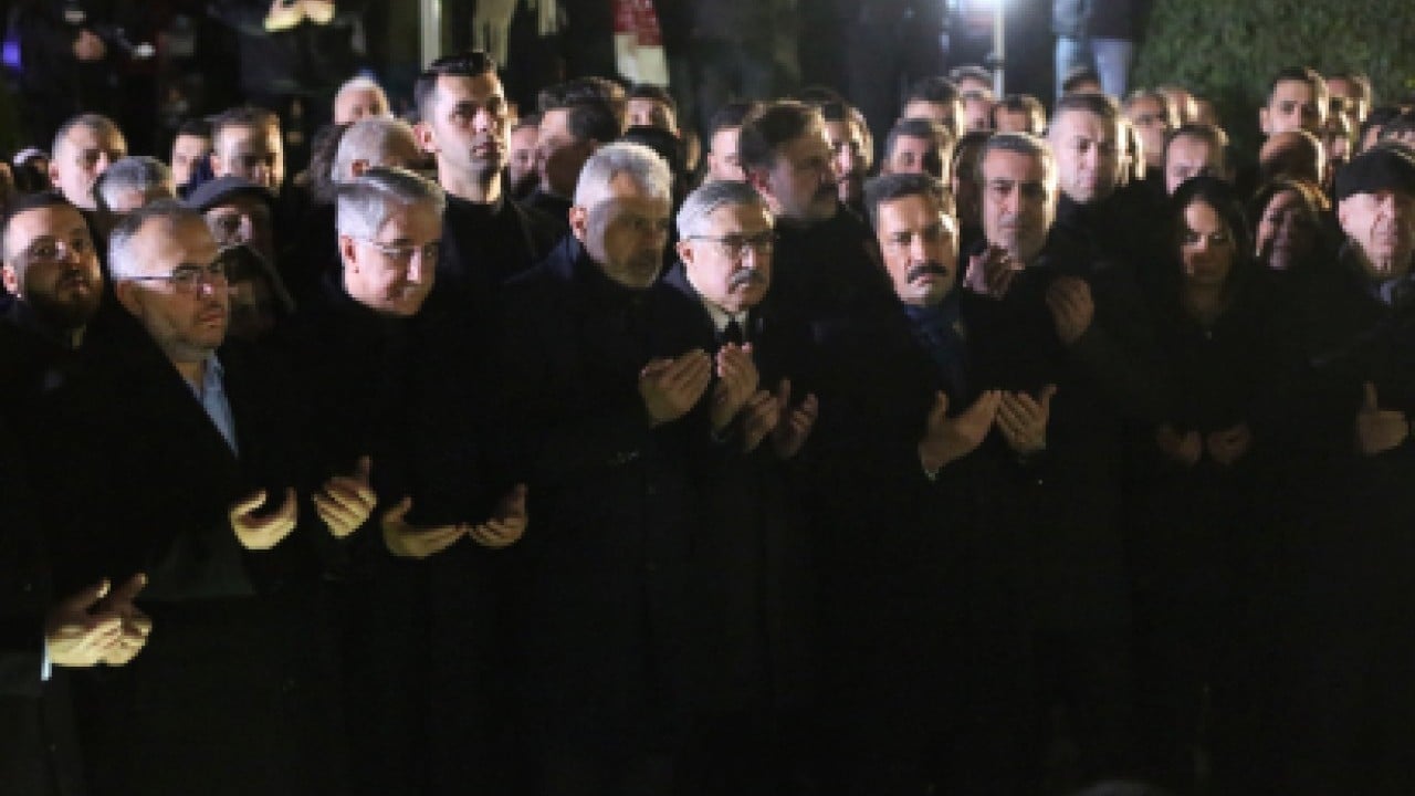 Foto - 6 Şubat felaketinin yıl dönümünde 11 ilde sessiz anma