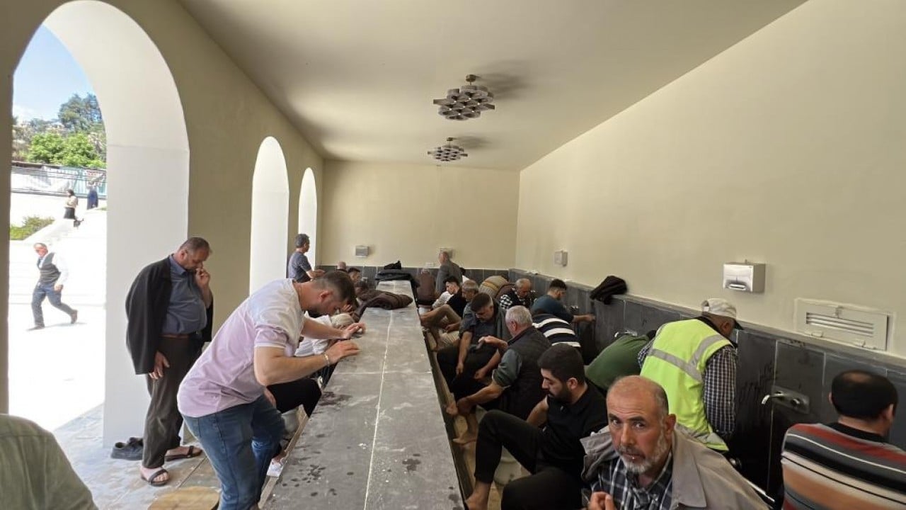 Foto - 6 şubatta büyük hasar almıştı 583 yıllık Ulu Cami'de deprem sonrası ilk cuma