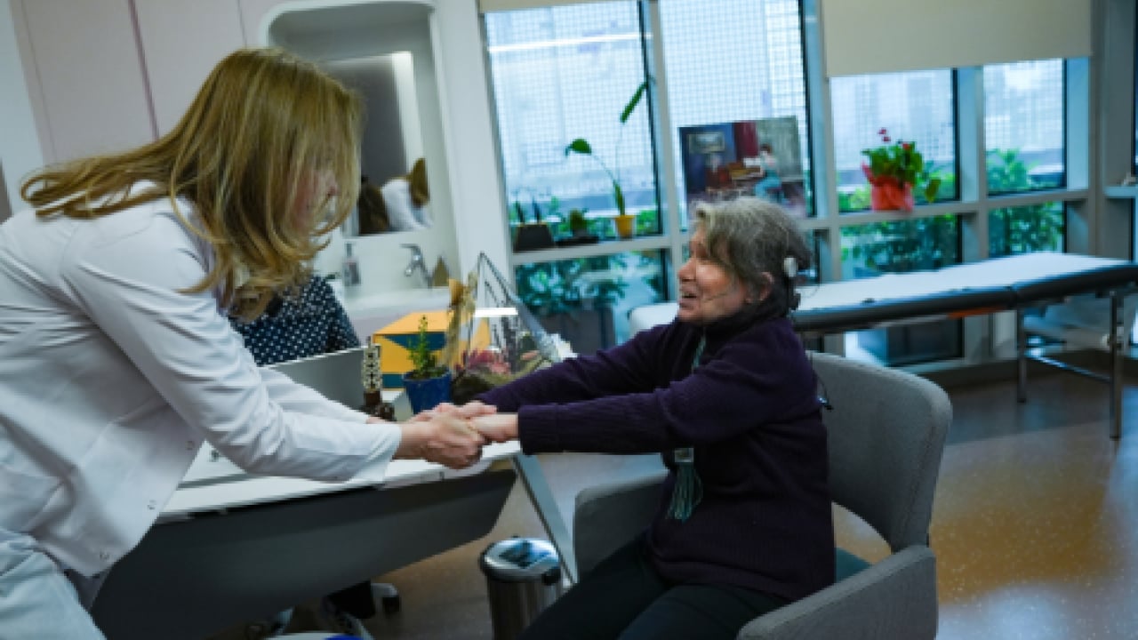 Foto - 6 yaşında başlayan çile 72 yaşında bitti: Batı Türker, yeniden duyma sevinci yaşadı