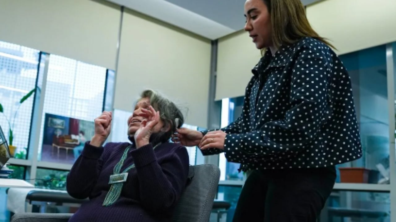 Foto - 6 yaşında başlayan çile 72 yaşında bitti: Batı Türker, yeniden duyma sevinci yaşadı