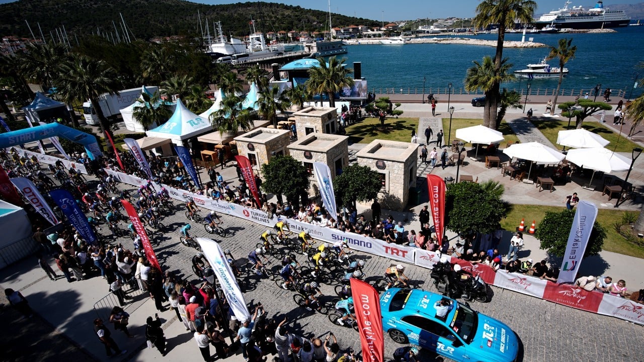 Foto - 61. Cumhurbaşkanlığı Türkiye Bisiklet Turu, Çeşme-Selçuk etabında kazanan Tom Crabbe...