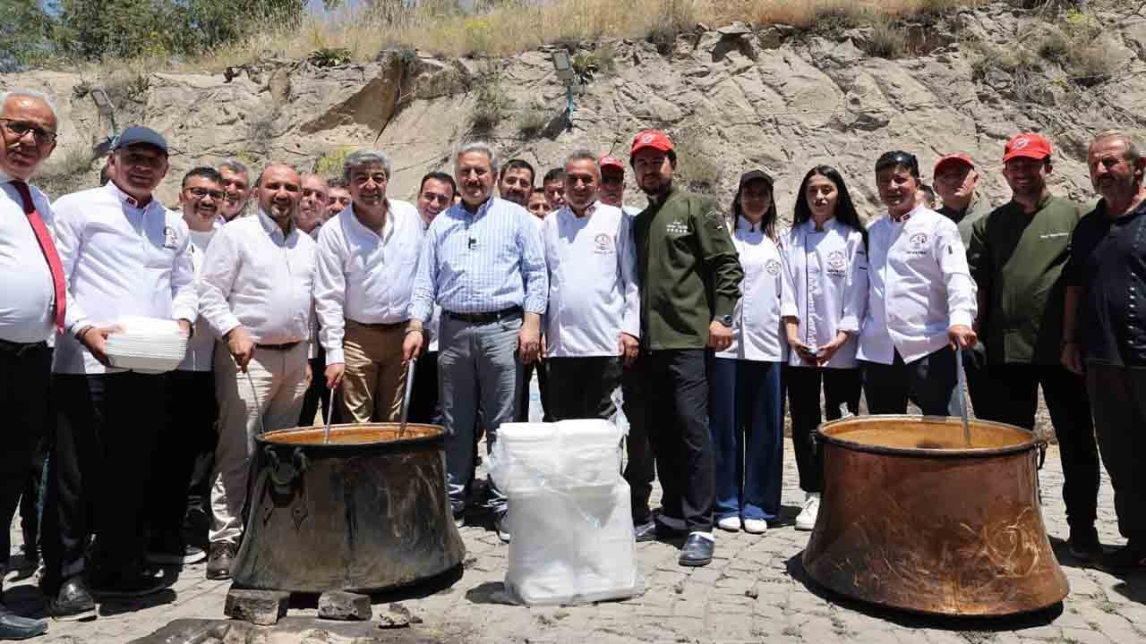 Foto - 648 yıllık gelenek: Mimar Sinan ve Evliyalar Günü'nde gönüller birleşti