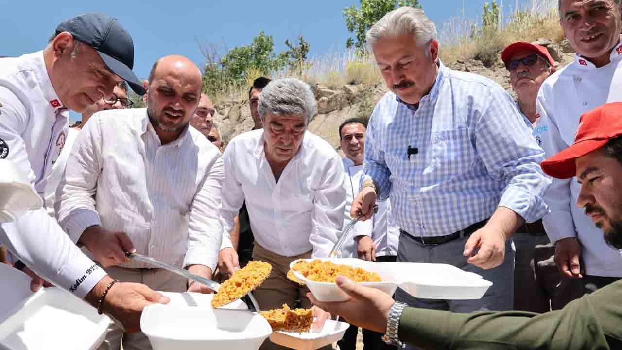 Foto - 648 yıllık gelenek: Mimar Sinan ve Evliyalar Günü'nde gönüller birleşti