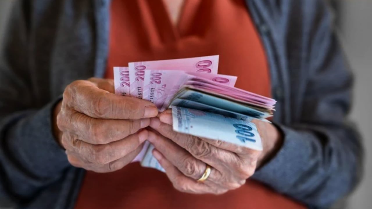 Foto - "650 bin kişinin emekliliği iptal edildi" iddiası "Eyvah" dedirtmişti! SGK’dan flaş açıklama geldi