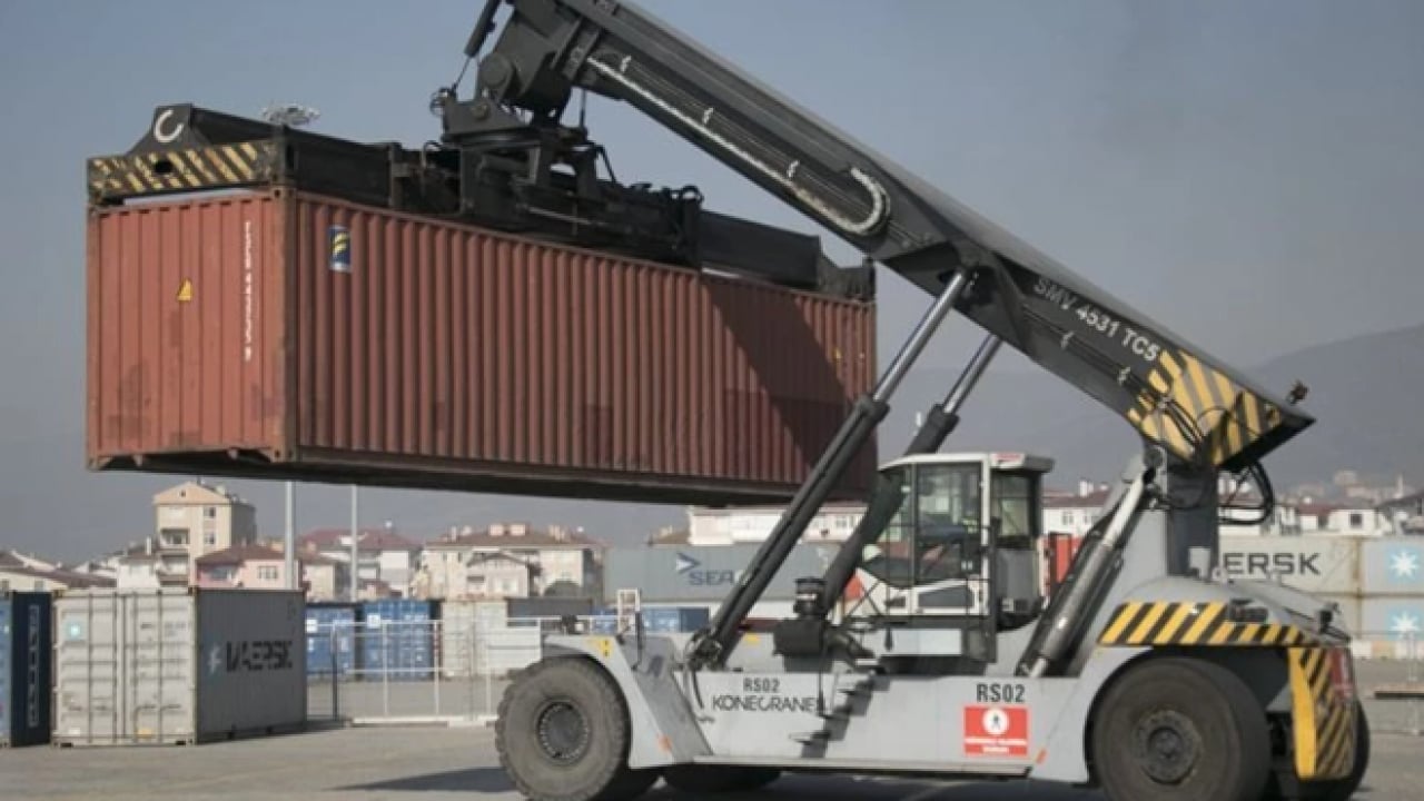 Foto - 66 meslek için yeni düzenleme! Belgesi olmayanlar çalışamayacak