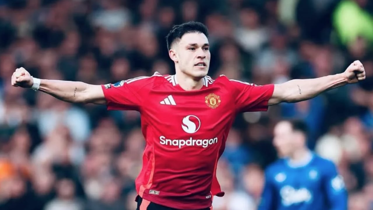 Foto - 6/8 numara bulundu gibi... Benchi kontrol altına almak istiyor Galatasaray...