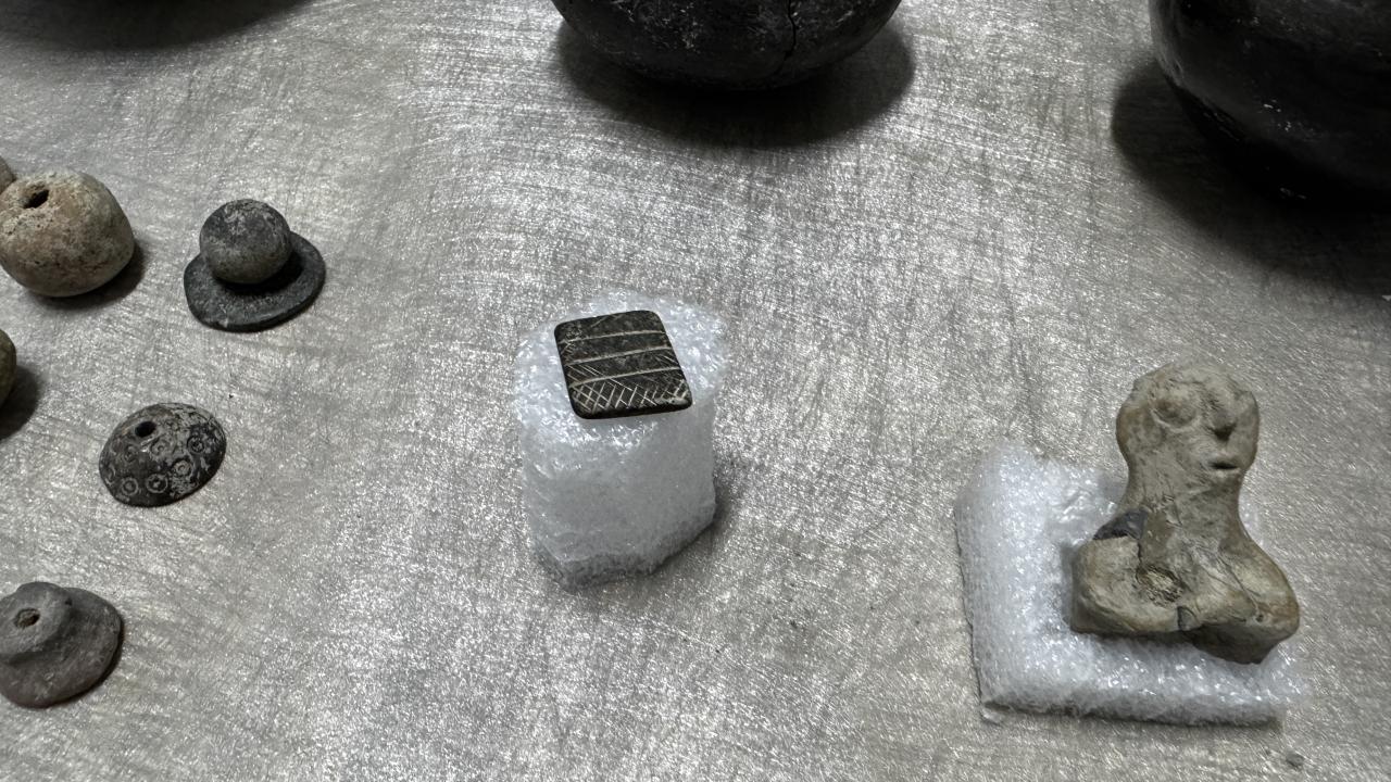 7 bin 500 yıllık taş mühür gün yüzüne çıkarıldı