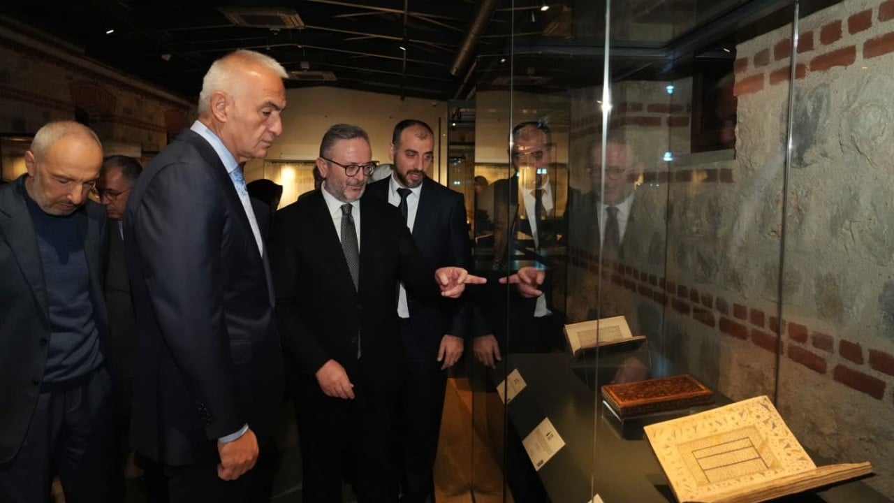 Foto - 700 yıllık Yazma Eserler İstanbul'da bir araya geldi... 70 cilt Mesnevi ilk kez bir arada