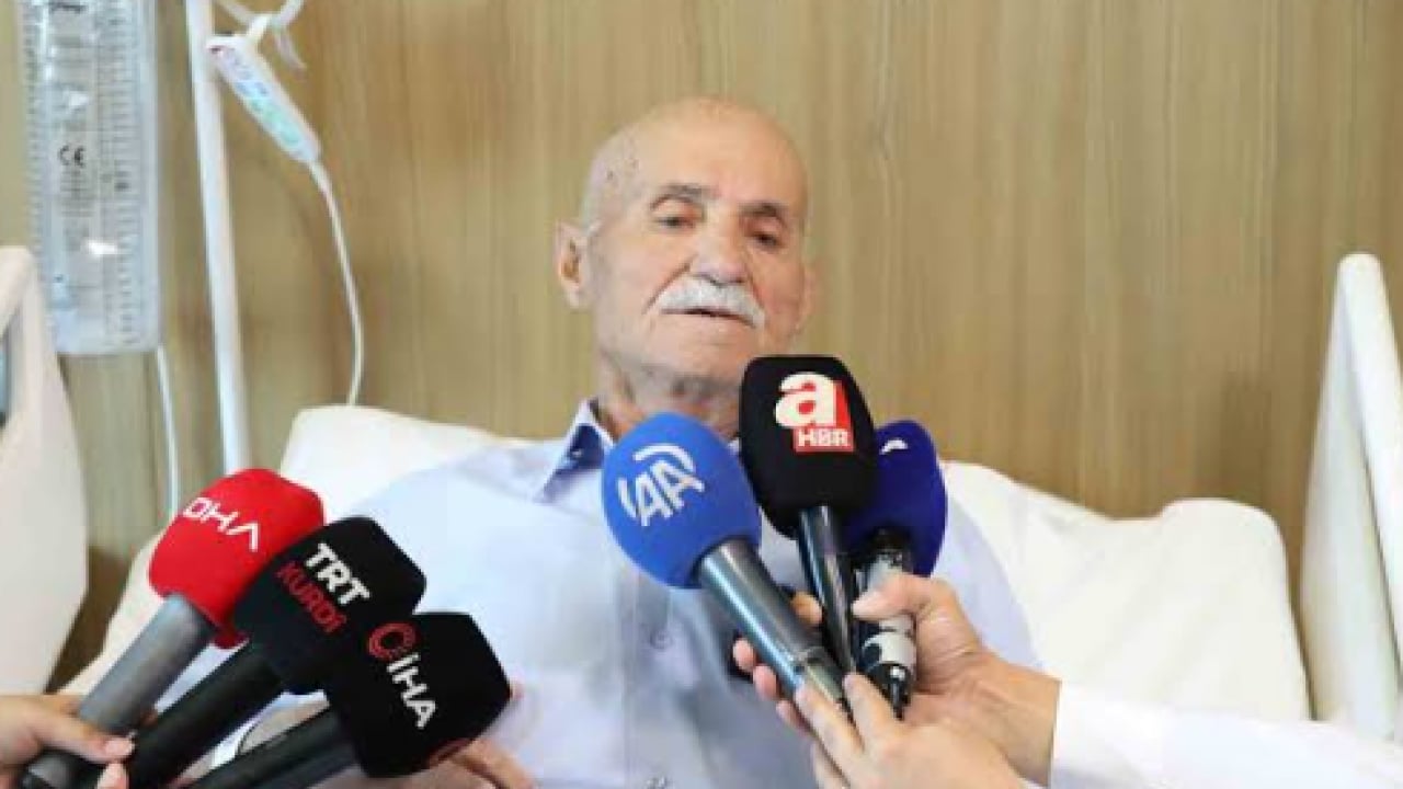77 yaşında 10 saatlik ameliyata girdi! Karaciğerinden 13 santimetre tümör çıkarıldı