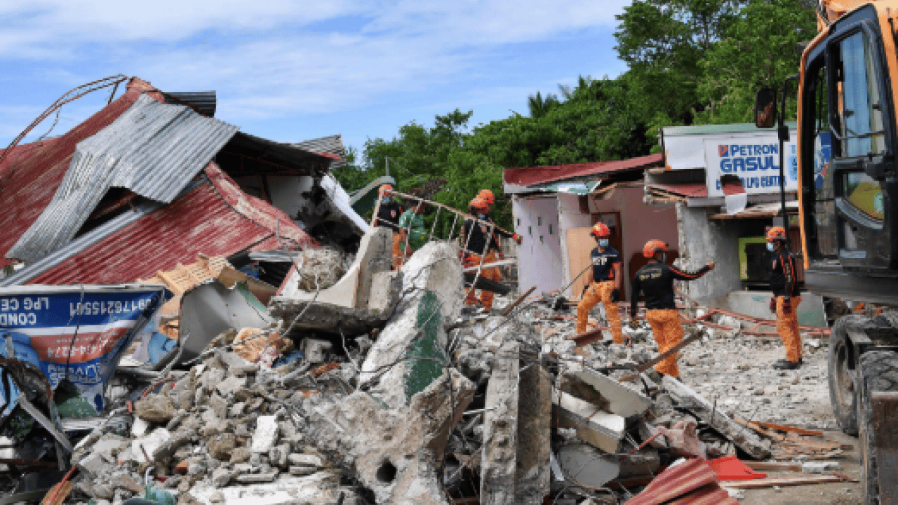 Foto - 7,8'lik deprem Pasifik'i alarma geçirdi! 3 ülkede tsunami uyarısı
