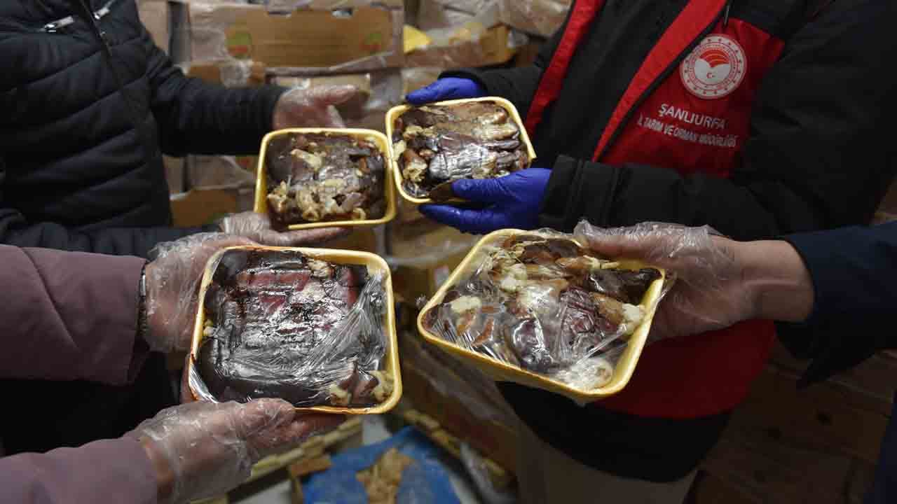 Foto - 8 kamyon taşıdı: 50 ton bozuk eti vatandaşa yedireceklerdi