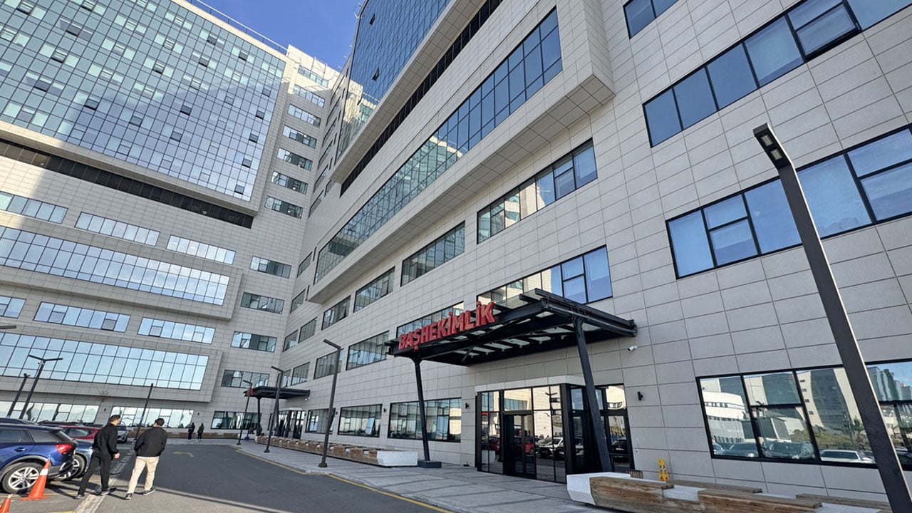 Foto - 8 milyon vatandaş akın etti! Takız CHP’ye rağmen İzmir’e dev sağlık hizmeti