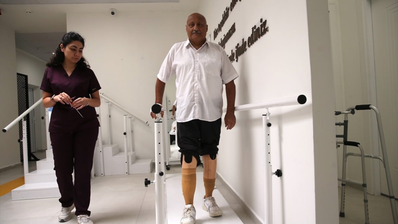 Foto - 8 yıl sonra gelen mutluluk Tekerlekli sandalye ile girdi yürüyerek çıktı