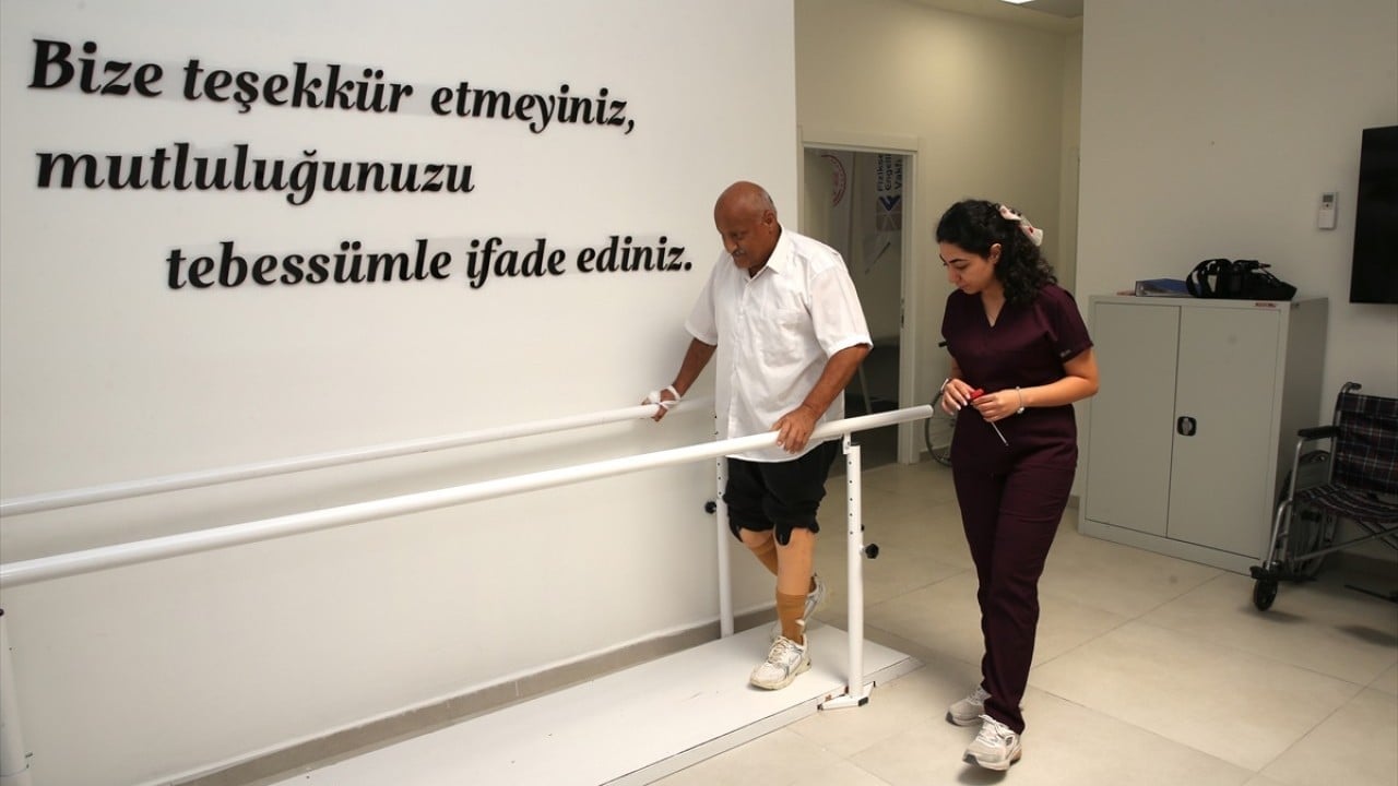 Foto - 8 yıl sonra gelen mutluluk Tekerlekli sandalye ile girdi yürüyerek çıktı