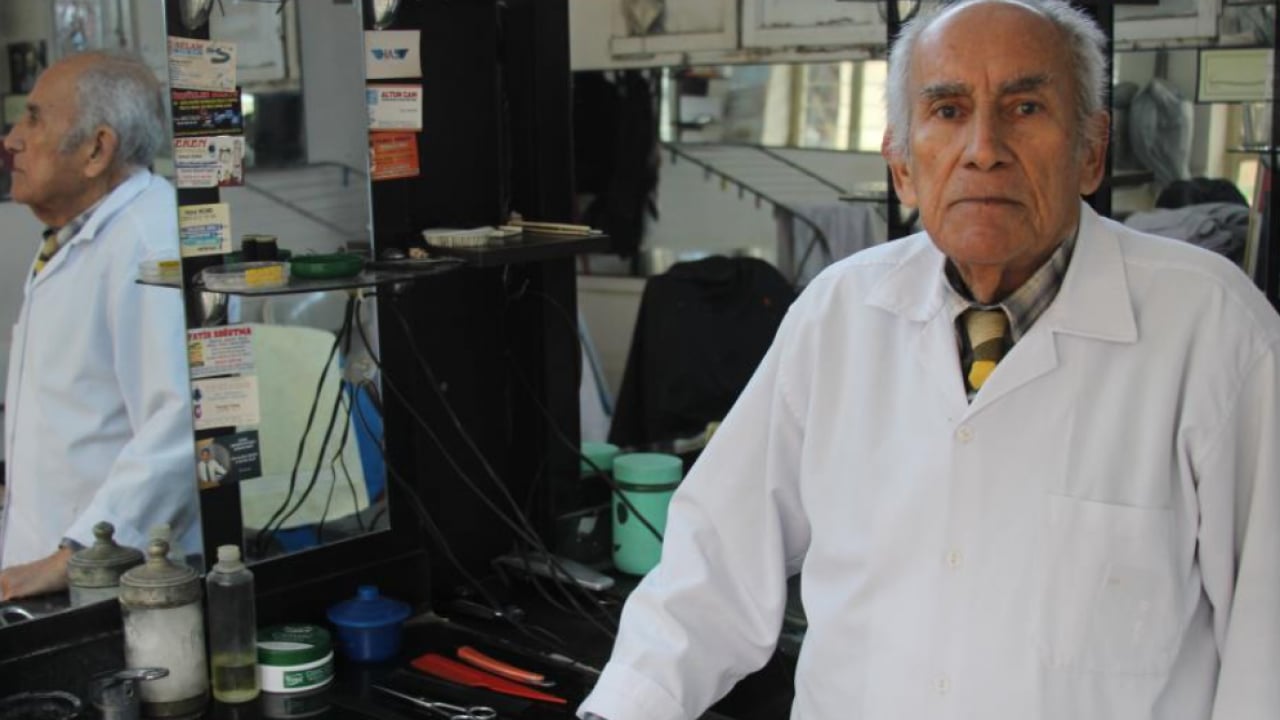 Foto - 80 yaşında 66 yıllık berber görenleri şaşırttı