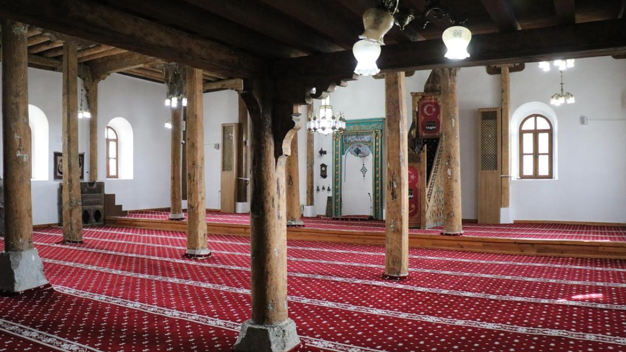 Foto - 800 yıllık Afşar Cami zamana direniyor