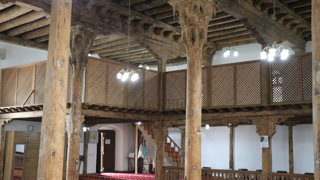 Foto - 800 yıllık Afşar Cami zamana direniyor