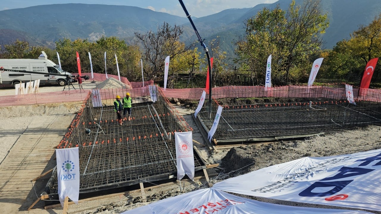 Foto - "81 ile 500 bin konut yapacağız" diyen Murat Kurum: Bu sosyal devletin zirvesidir